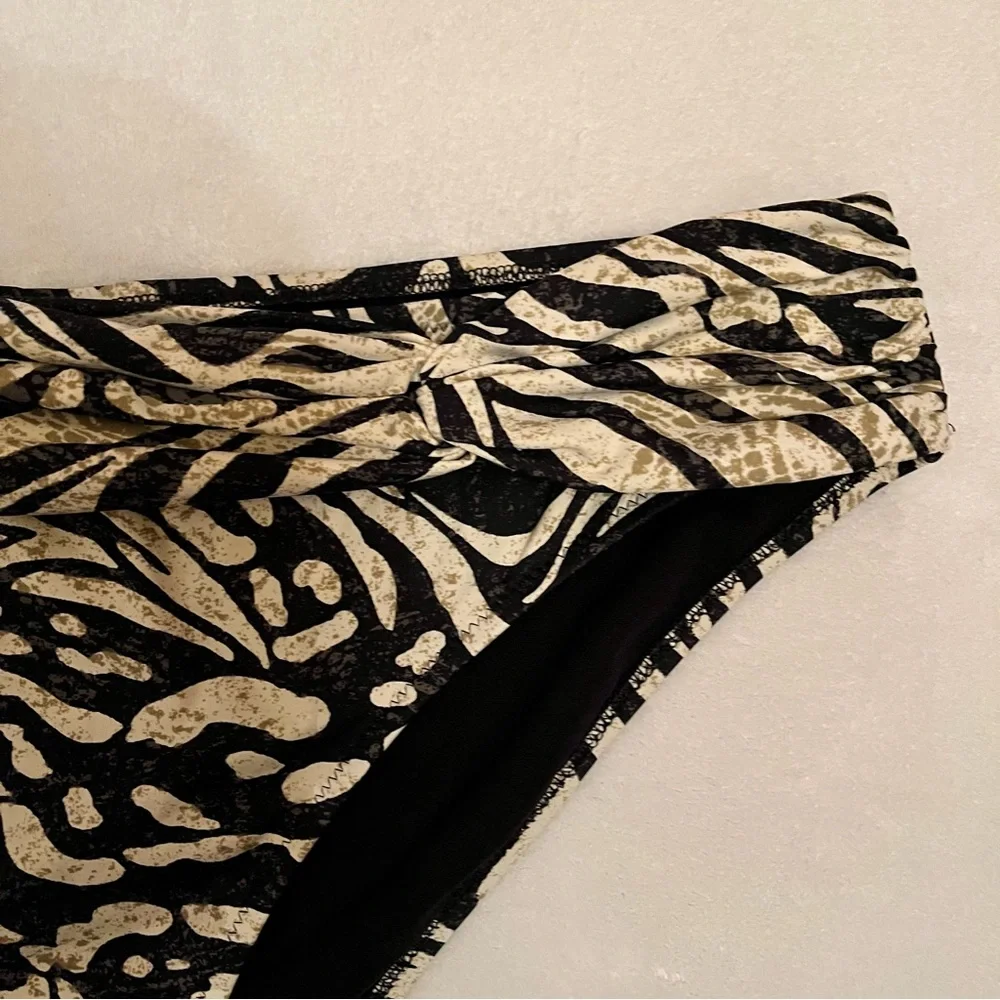 Lascana Ruched Zebra Print Bikini Bottom size 8 Grey Black Cream Brown Beach - Picture 4 of 9